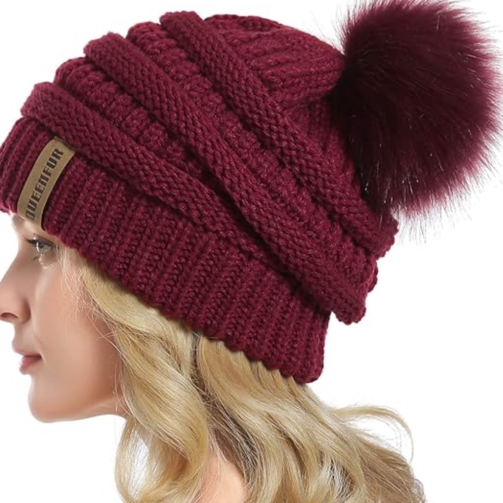 QUEENFUR Beanie Chunky Baggy Hat With Fur Pompon . One Size With Good Stretch